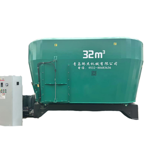 Nuevo Mezclador TMR estacionario de doble sinf&iacute;n vertical con motor di&eacute;sel de 30-33 m para alimentaci&oacute;n de ganado